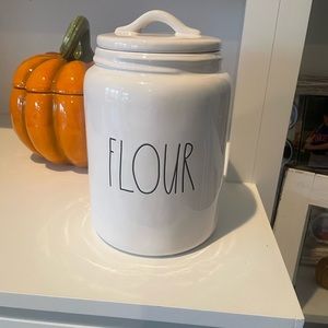 Rae dunn flour canister